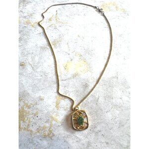 Vintage Celtic Knot Style Necklace Gold Tone Green Center Stone